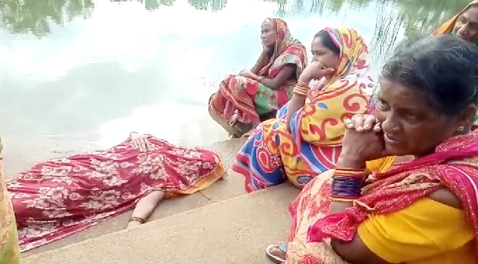 dead body found near pond in ranapur