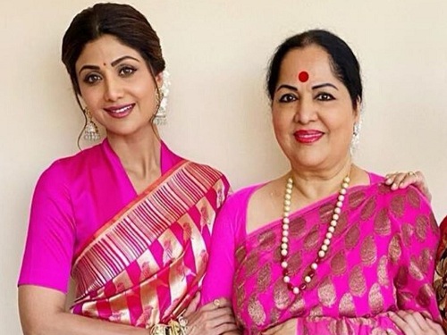 Shilpa with mom